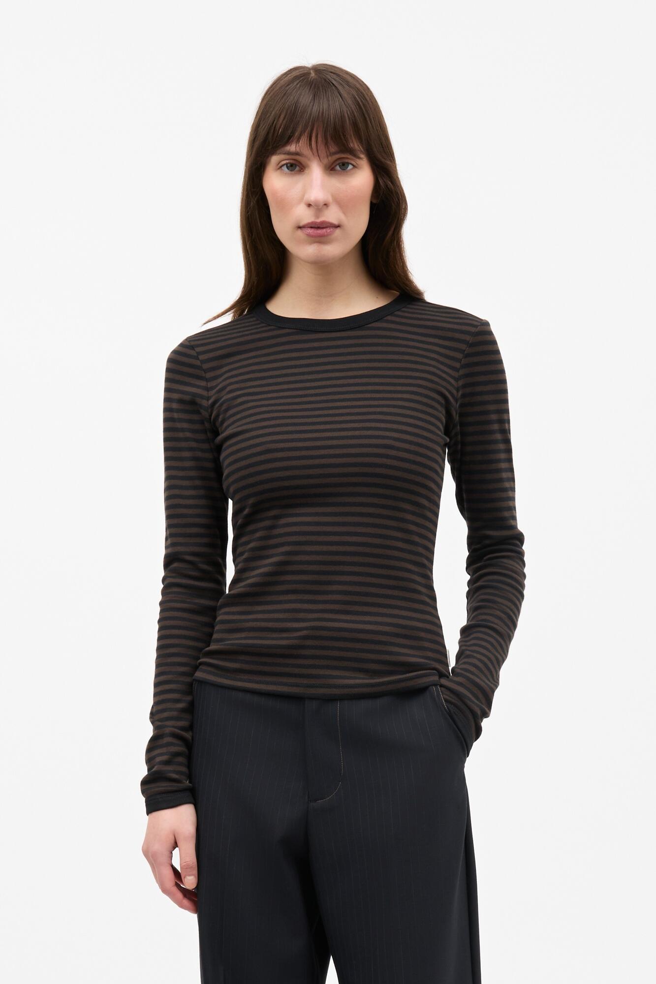 Grace Jersey Stripe Camille langærmet t-shirt – Black/Turkish Coffee